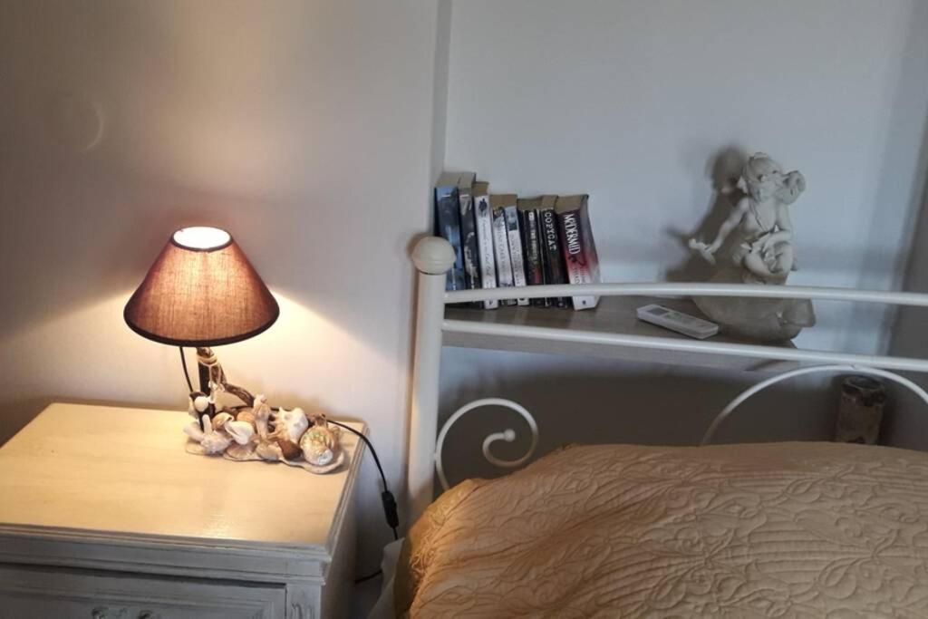 Вилла Nikis Seaside House Vlichadia Экстерьер фото