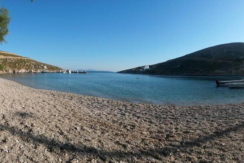 Вилла Nikis Seaside House Vlichadia Экстерьер фото