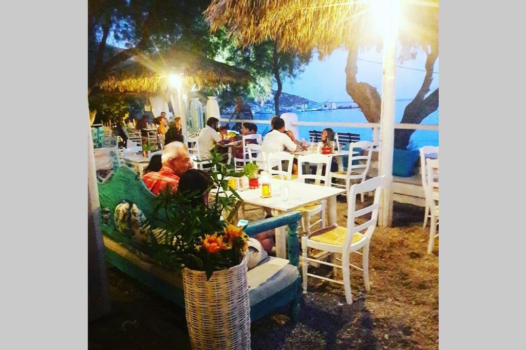 Вилла Nikis Seaside House Vlichadia Экстерьер фото